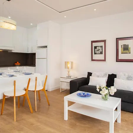 Unbeatable Location - 1 Step Away From Everything Fuengirola
